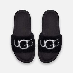 UGG Logo Black Laton Fur Slide